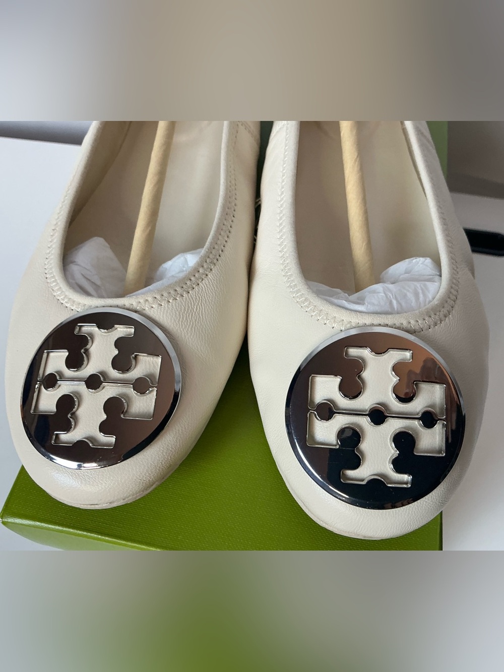 Tory Burch Reva Travel Ballet Flats Cream Silver Leather Size 7 - Picture 7 of 14